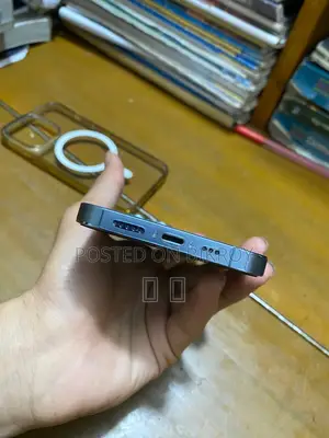 Apple iPhone 13 Pro . (Used)