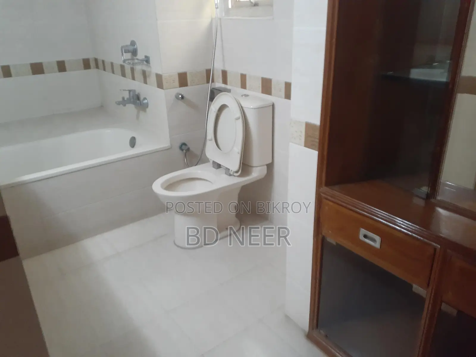 4-Bedroom Furnished Apt For Rent in Gulshan-1