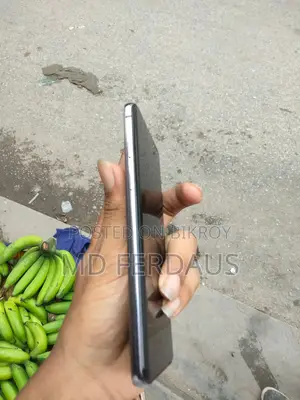 Samsung Galaxy S10 Lite (Used)