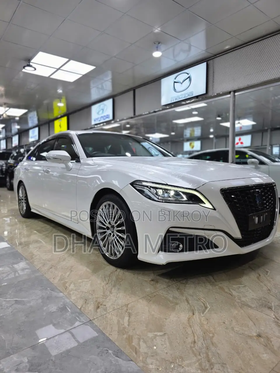 Toyota Crown G 2020