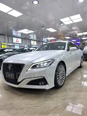 Toyota Crown G 2020