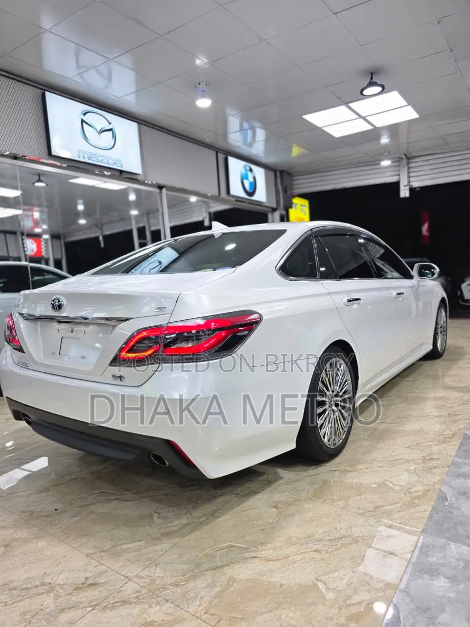 Toyota Crown G 2020