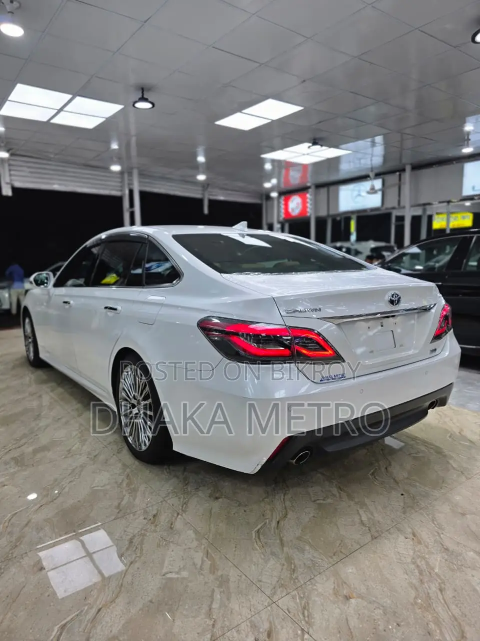 Toyota Crown G 2020