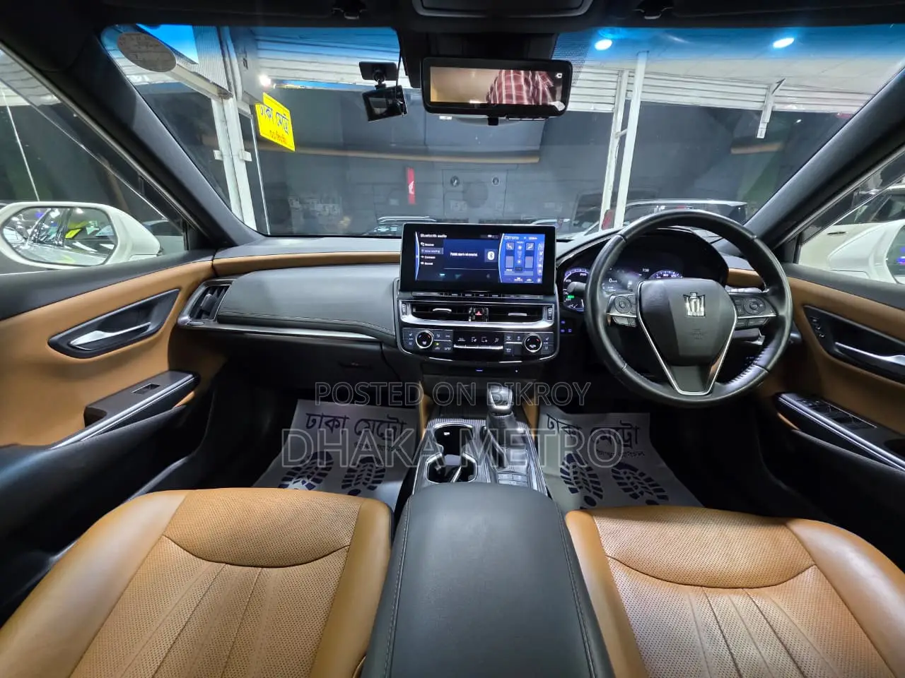 Toyota Crown G 2020