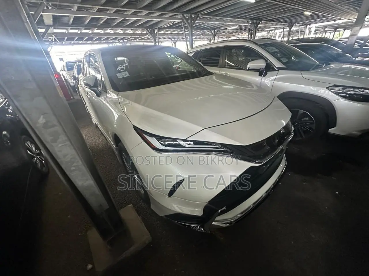 Toyota Harrier Z LEATHER FULL LOAD 2022