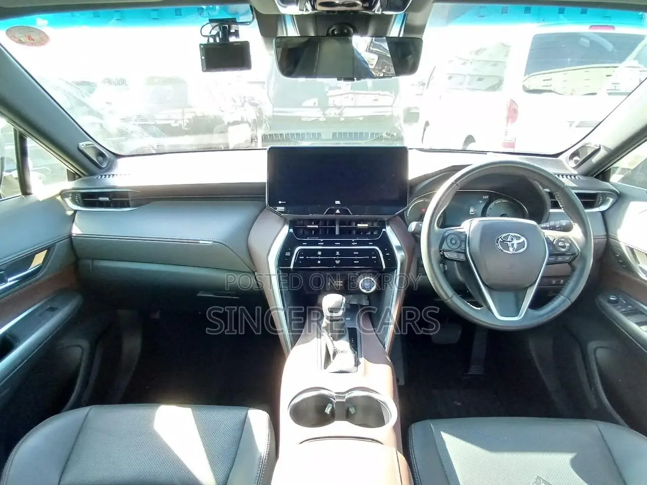 Toyota Harrier Z LEATHER FULL LOAD 2022