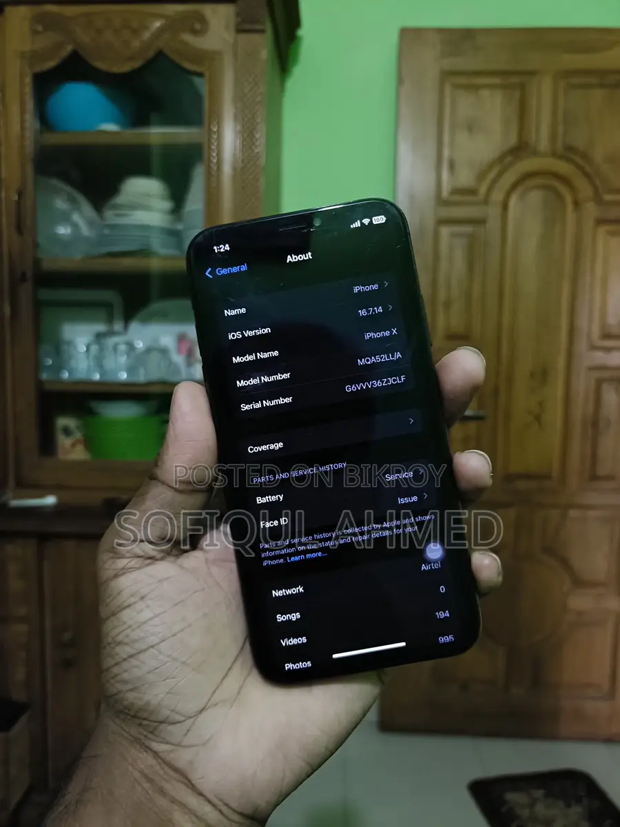 Apple iPhone X 64 GB (Used)