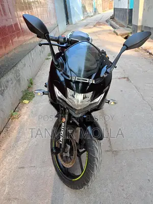 Suzuki Gixxer SF . 2024