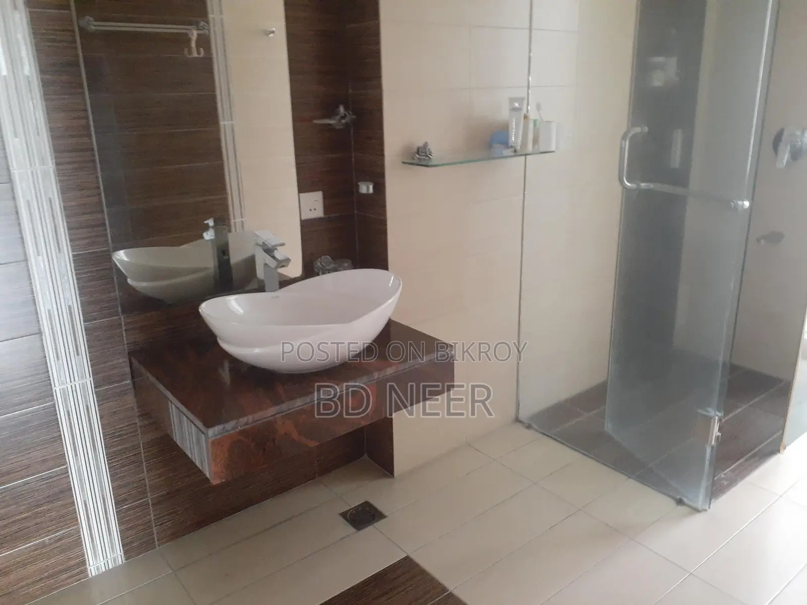 4-Bedroom Furnished Apt For Rent in Gulshan-1