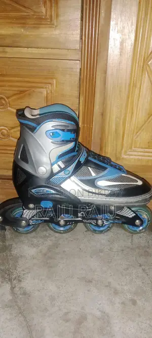 Skate shoes