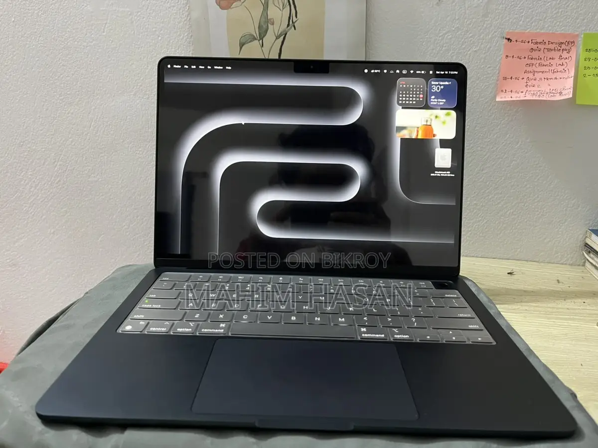 Macbook Air M2(16-256)