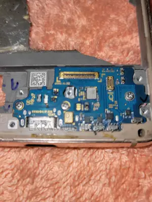 Samsung Galaxy S21 নিচের মাদারবোর্ড (brand New)