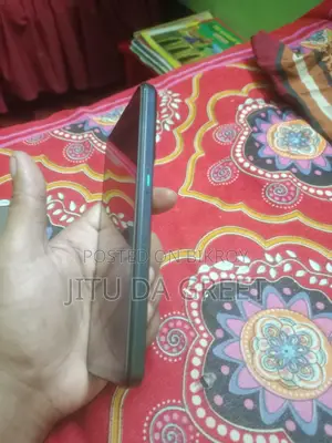 OPPO Reno 8 5g (Used)