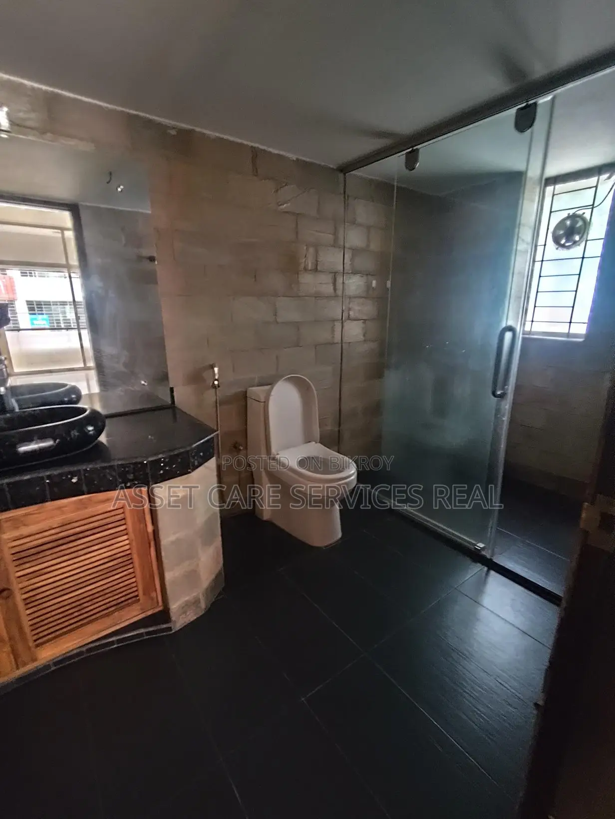 2600-Sqft Office Space Rent Baridhara Diplomatic Zone