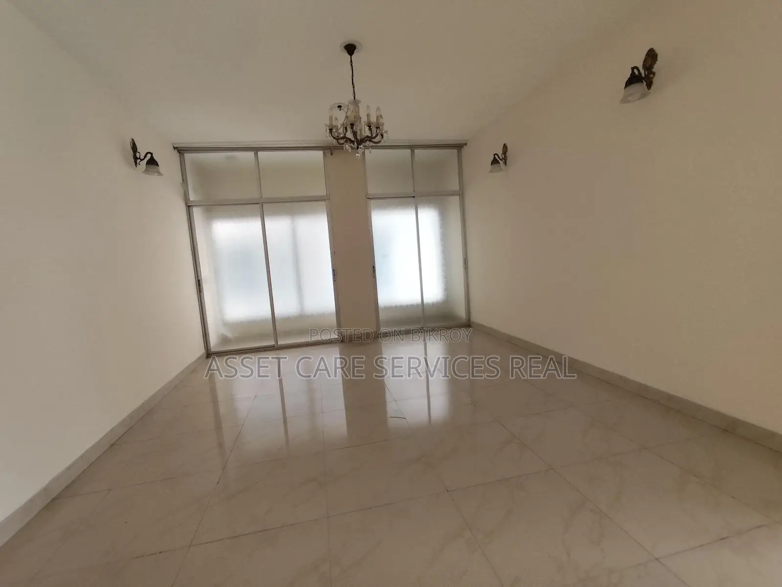 2600-Sqft Office Space Rent Baridhara Diplomatic Zone