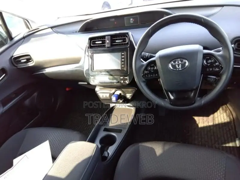 Toyota Prius S PACKAGE 2020