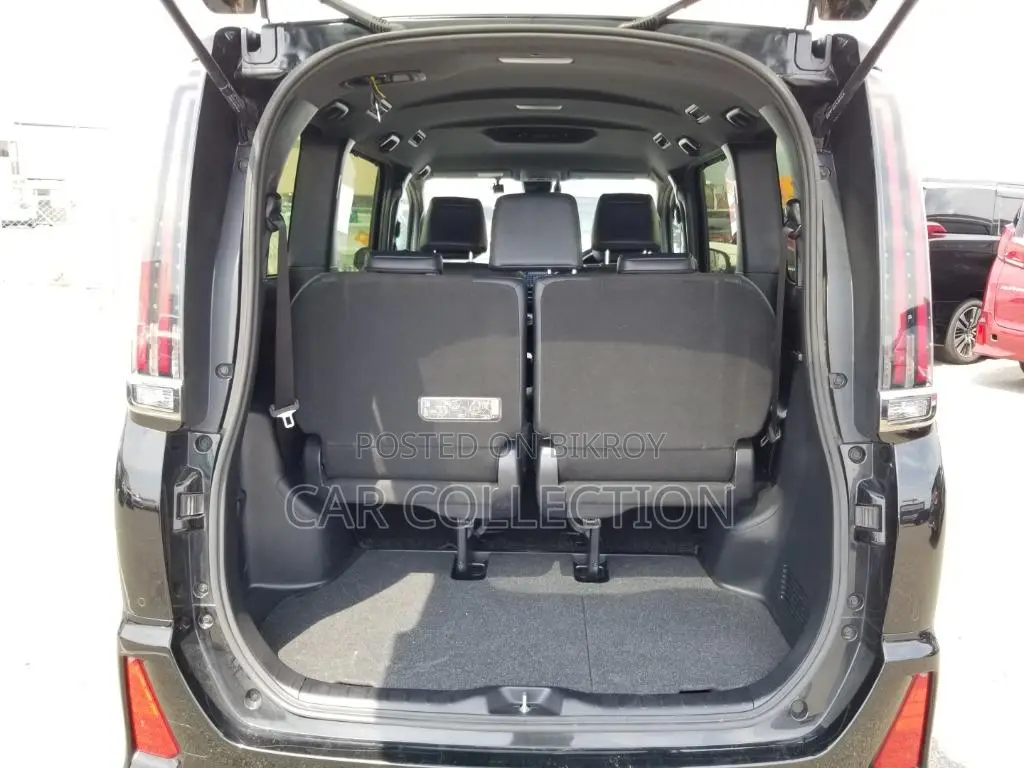 Toyota Noah SI WXB 2021