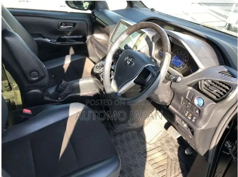 Toyota Noah Si WXB 3 2021