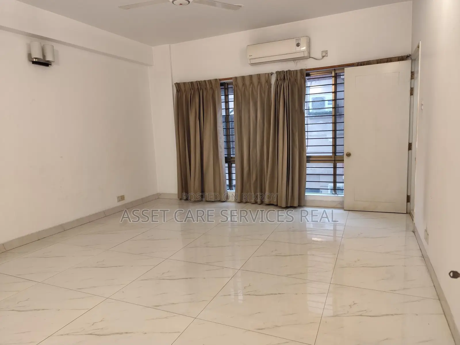 3-Bed Semi-Furnished Luxury Cozy Apartment for Rent in Banani