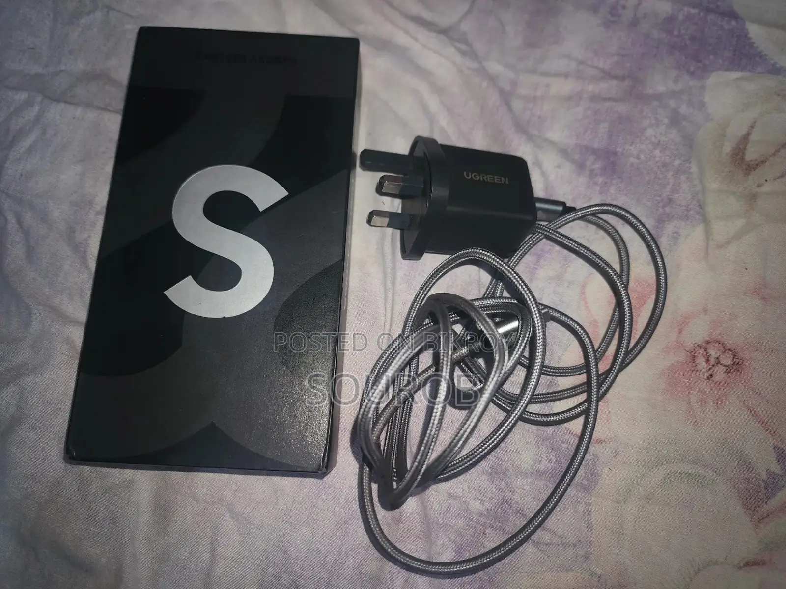 Samsung Galaxy S22 Ultra . (Used)
