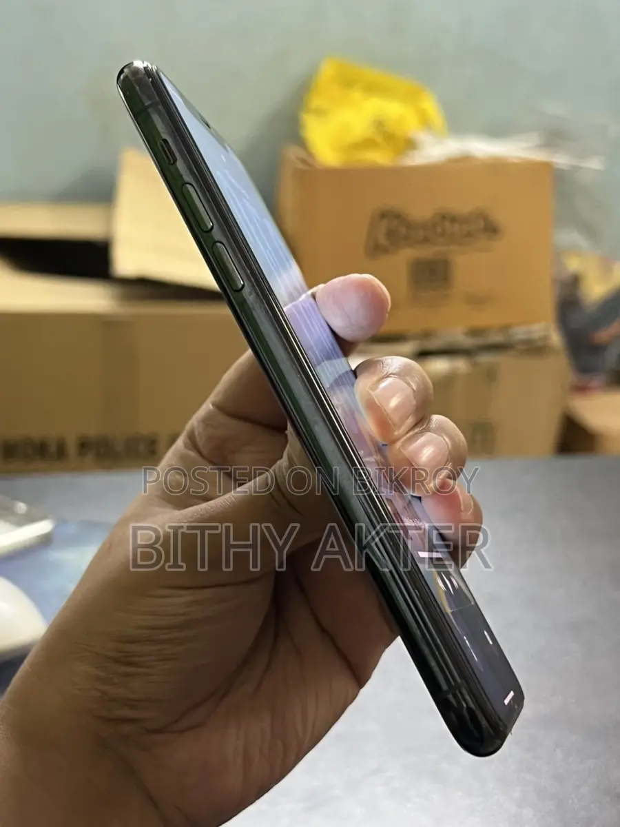 Apple iPhone 11 Pro Max (Used)