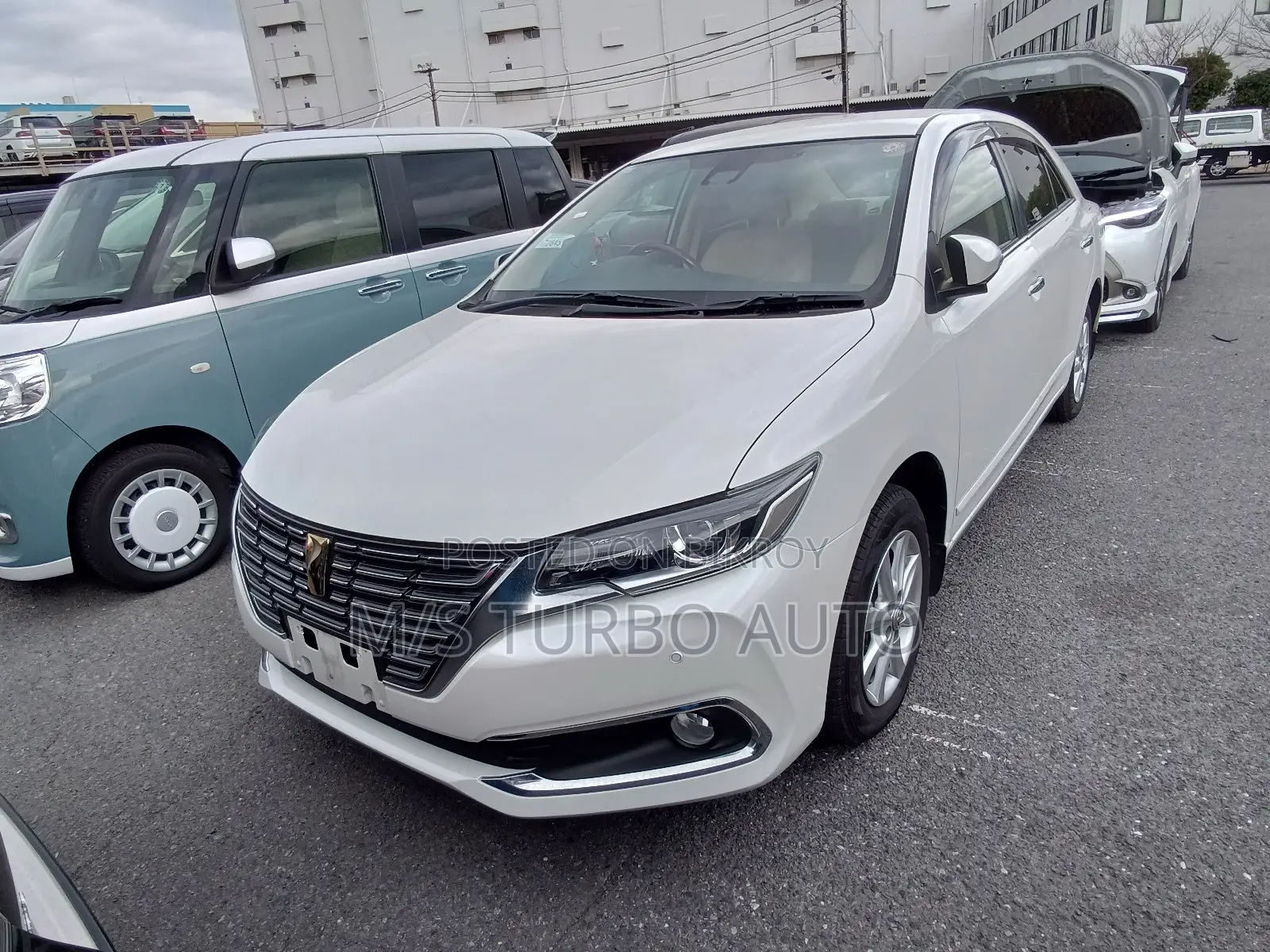 Toyota Premio F-EX 2020