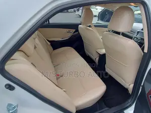 Toyota Premio F-EX 2020