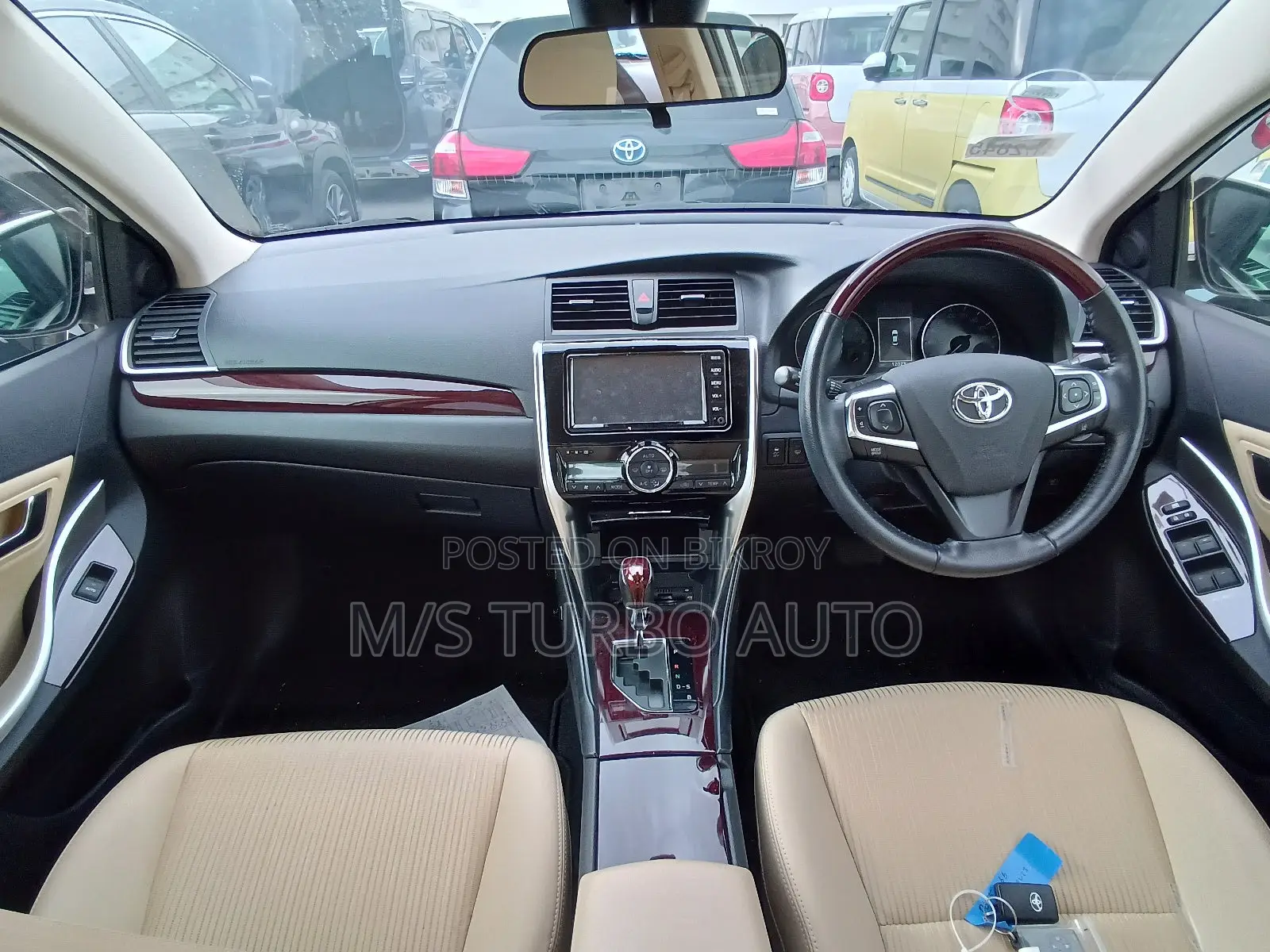 Toyota Premio F-EX 2020
