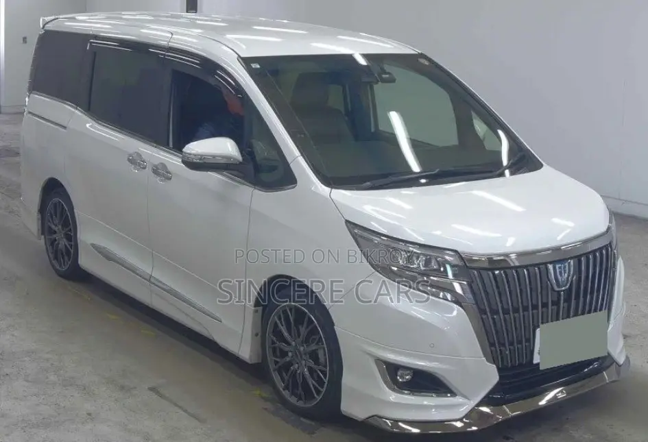 Toyota Esquire GI PREMIUM HYB 4.5PT 2021