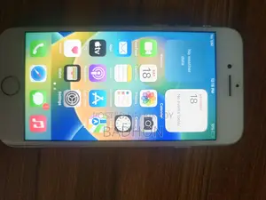 Apple iPhone 8 (Used)