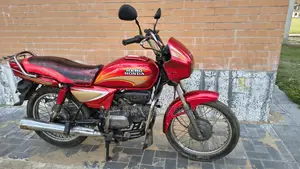 Hero Splendor Plus . 2012