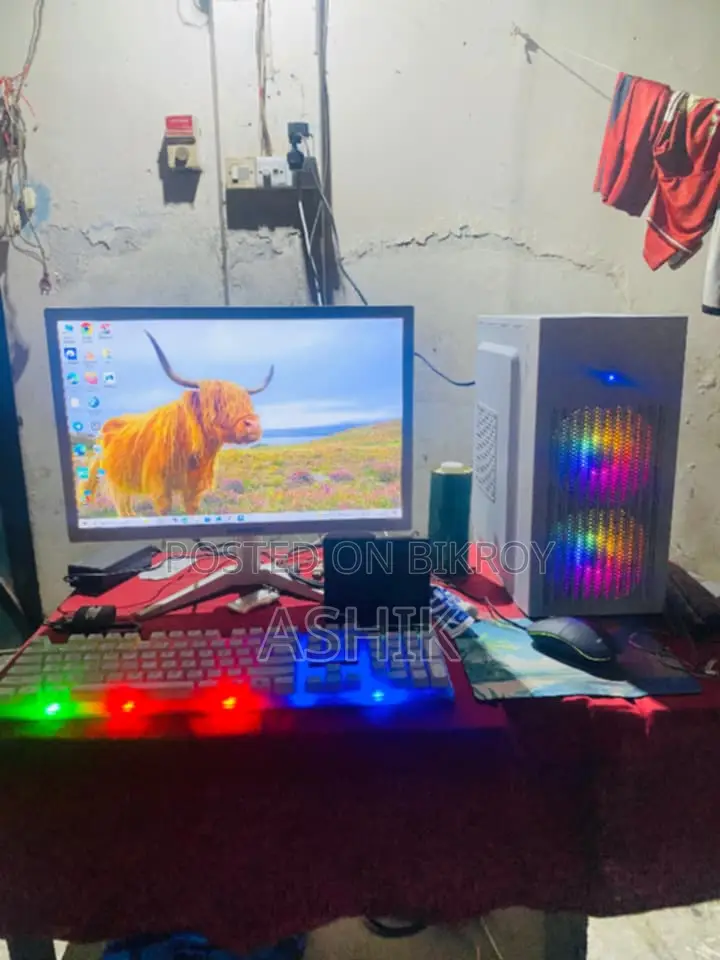 Desktop for sale