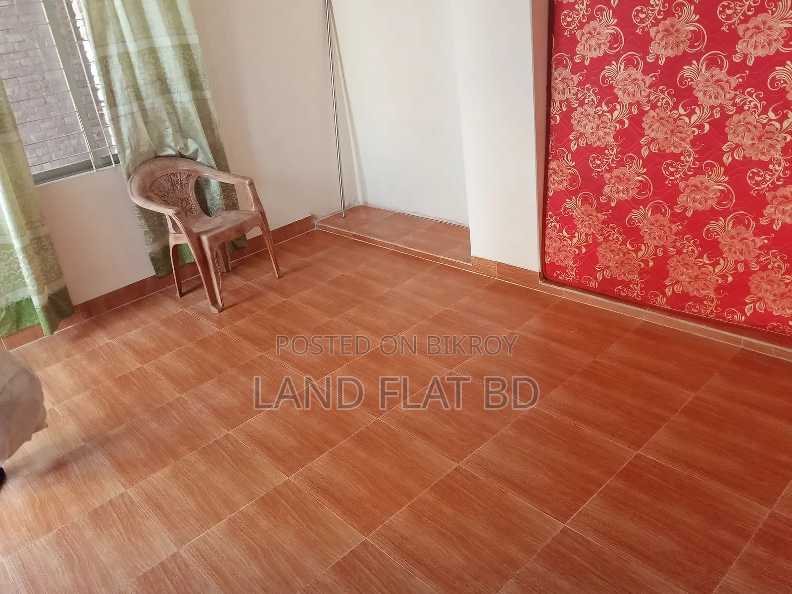 450 sq ft flat for sale, on the 5th floor with loan facility