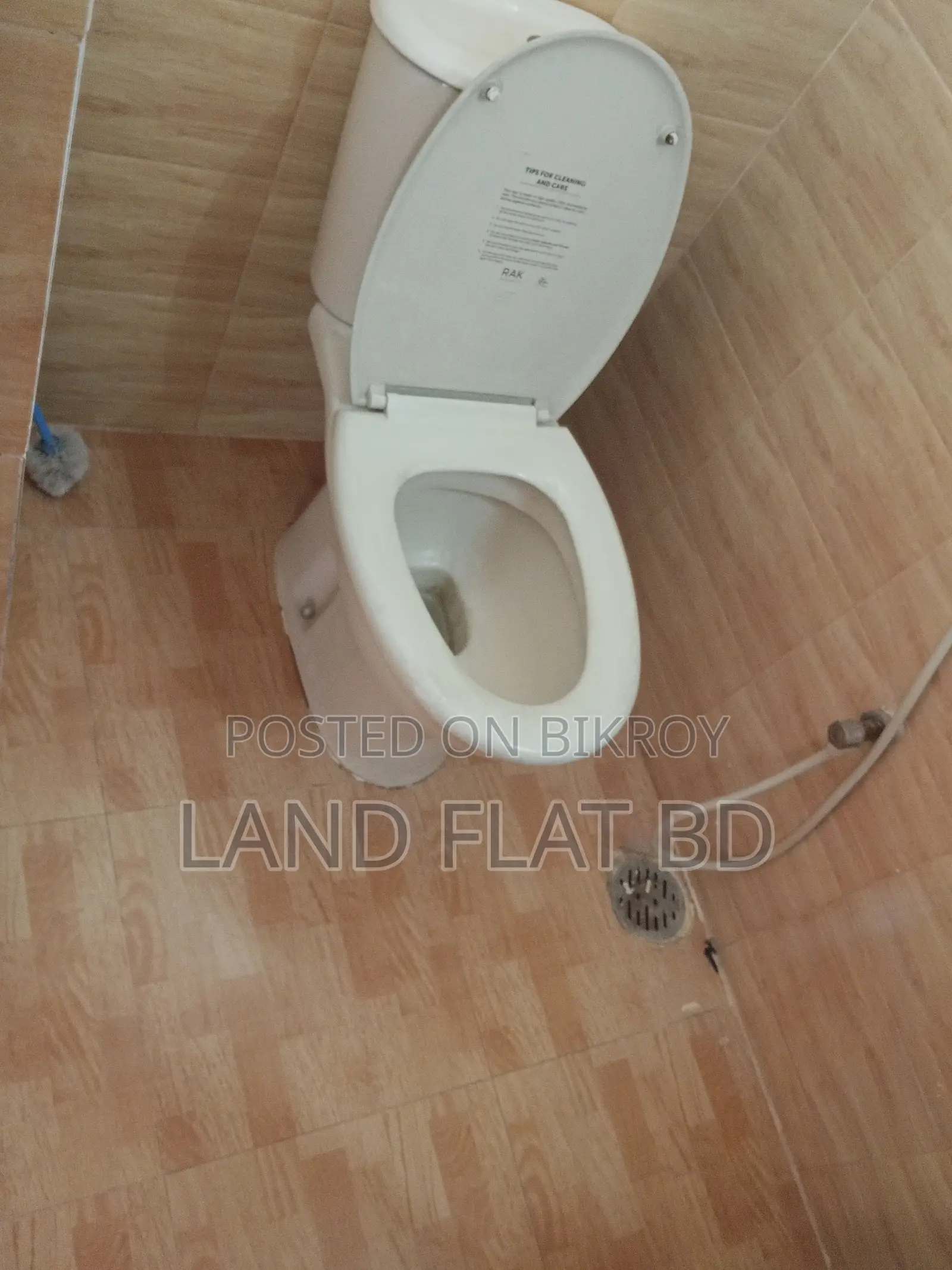 450 sq ft flat for sale, on the 5th floor with loan facility