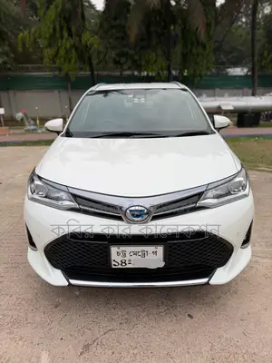Toyota Fielder wxb hybrid 2018