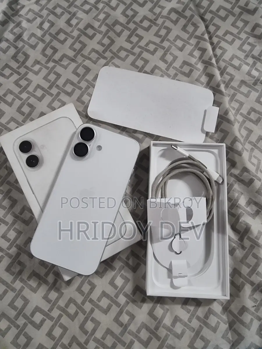 Apple iPhone 16 (Used)