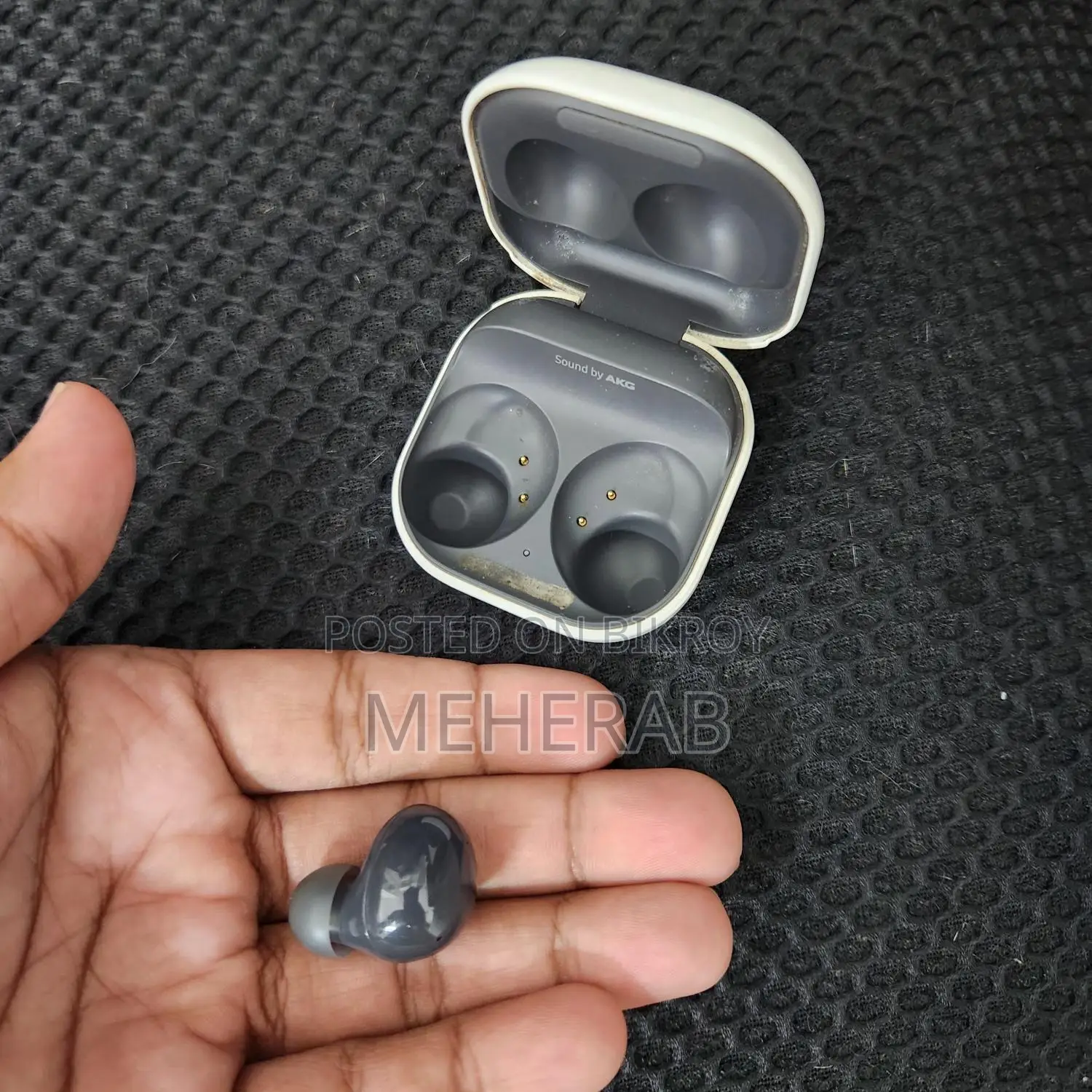 Galaxy Buds2 হেডফোন বিক্রির জন্য
