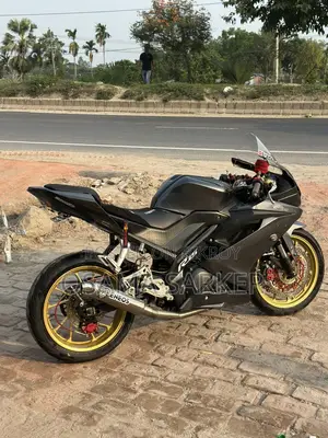 Yamaha R15 Good 2019