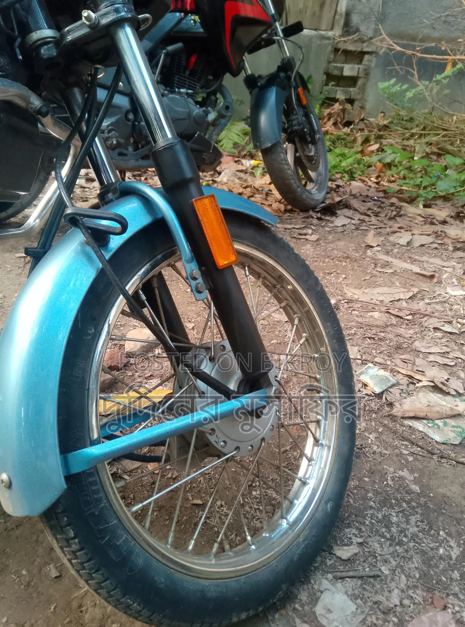 TVS XL 100 . 2023