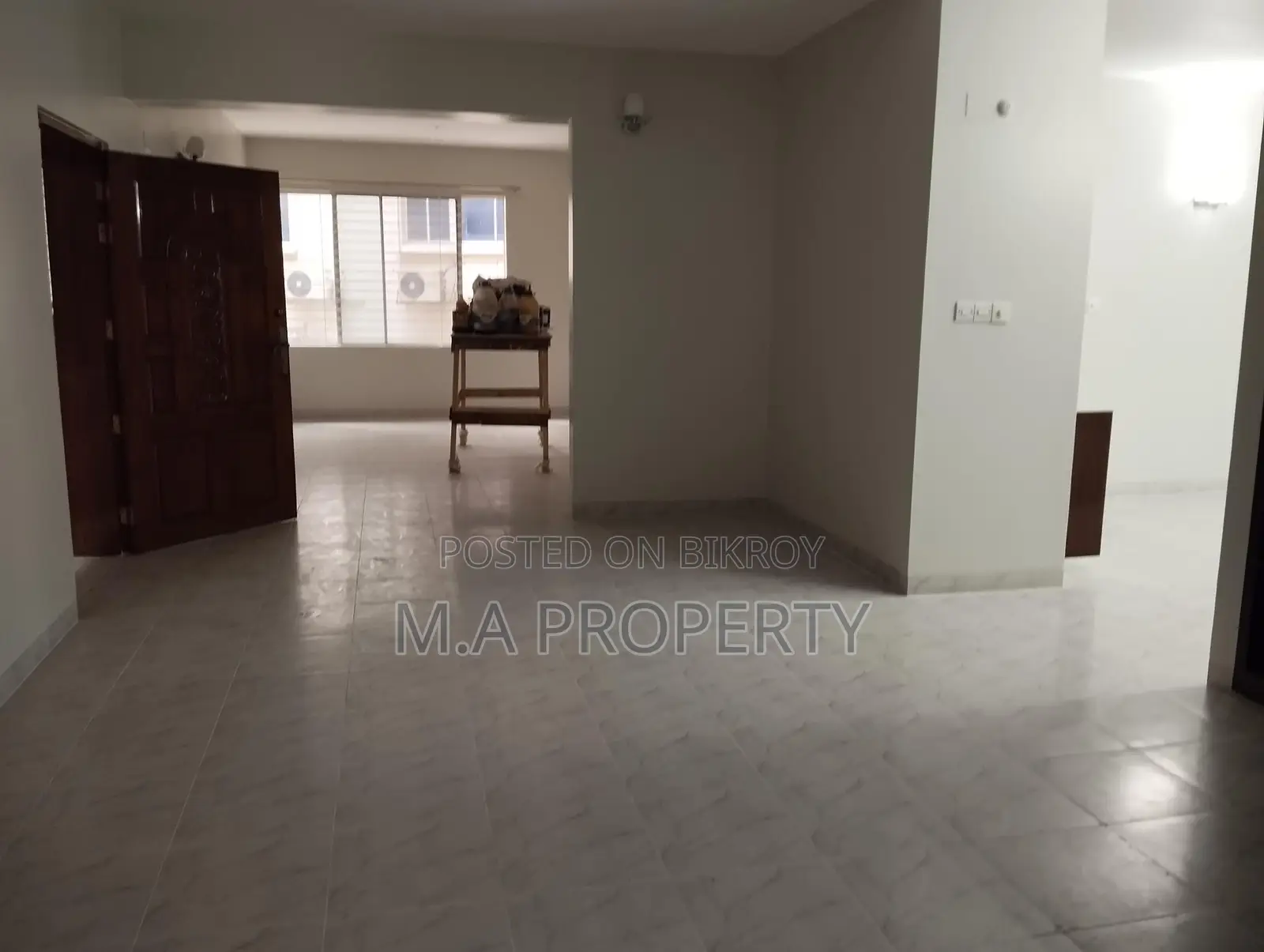 GOOD QUALITY UNFURNISHED FLAT RENT IN GULSHAN 2