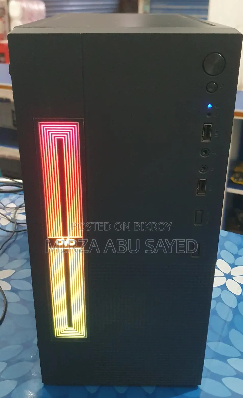 Desktop for sale