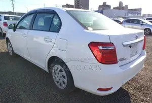 Toyota Axio Non Hybrid EX White 2022