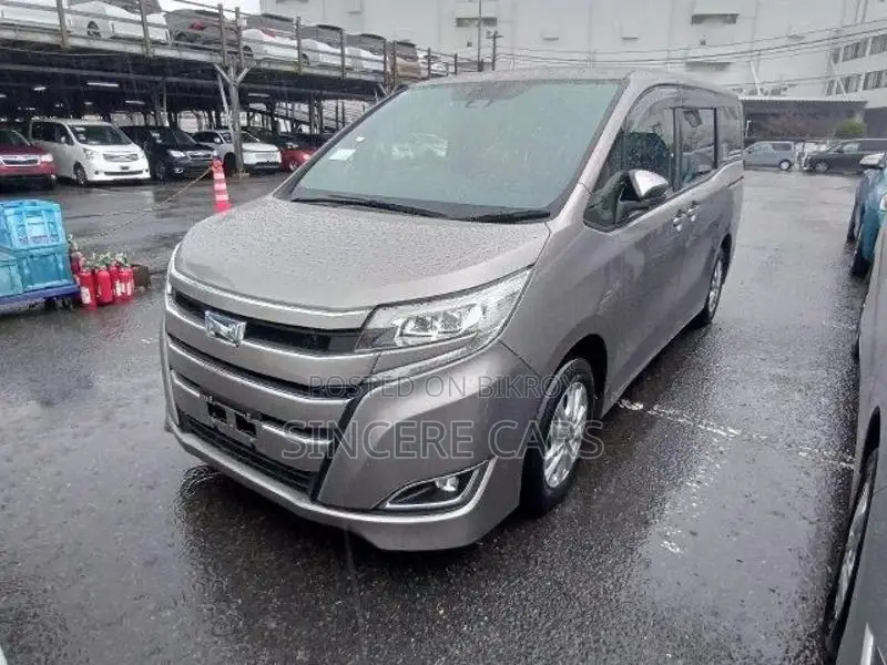 Toyota Noah G PKG HYB 4.5 POINT 2021