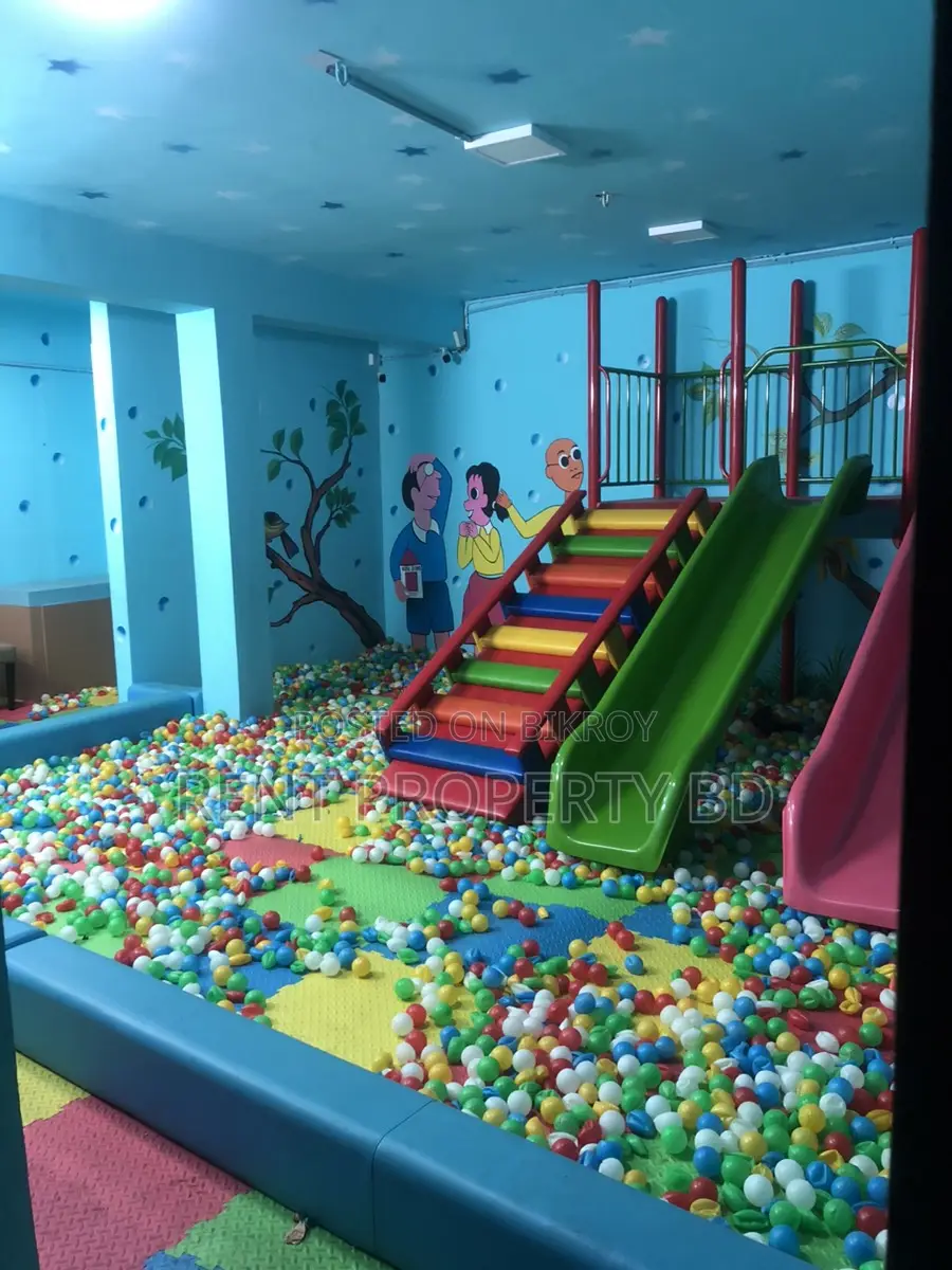 গুলশানে রুফটপ রেস্টুরেন্ট ভাড়া