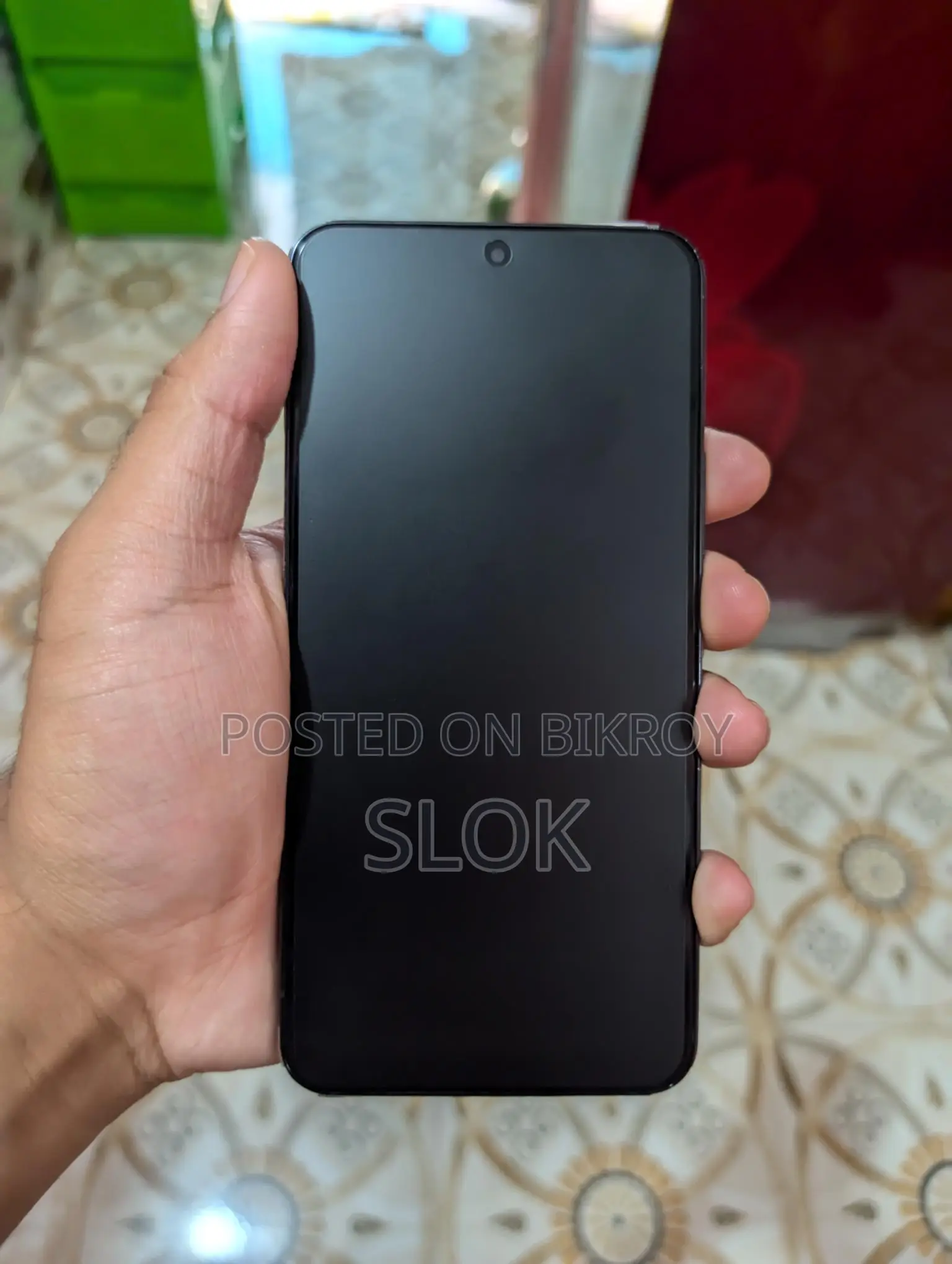 Samsung Galaxy S22 (Used)