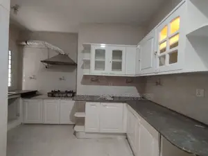 Good Quality 3 Bedroom Un Farnised Flat Rent At Gulshan 2