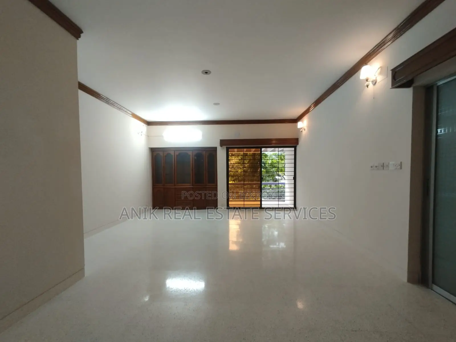 Good Quality 3 Bedroom Un Farnised Flat Rent At Gulshan 2
