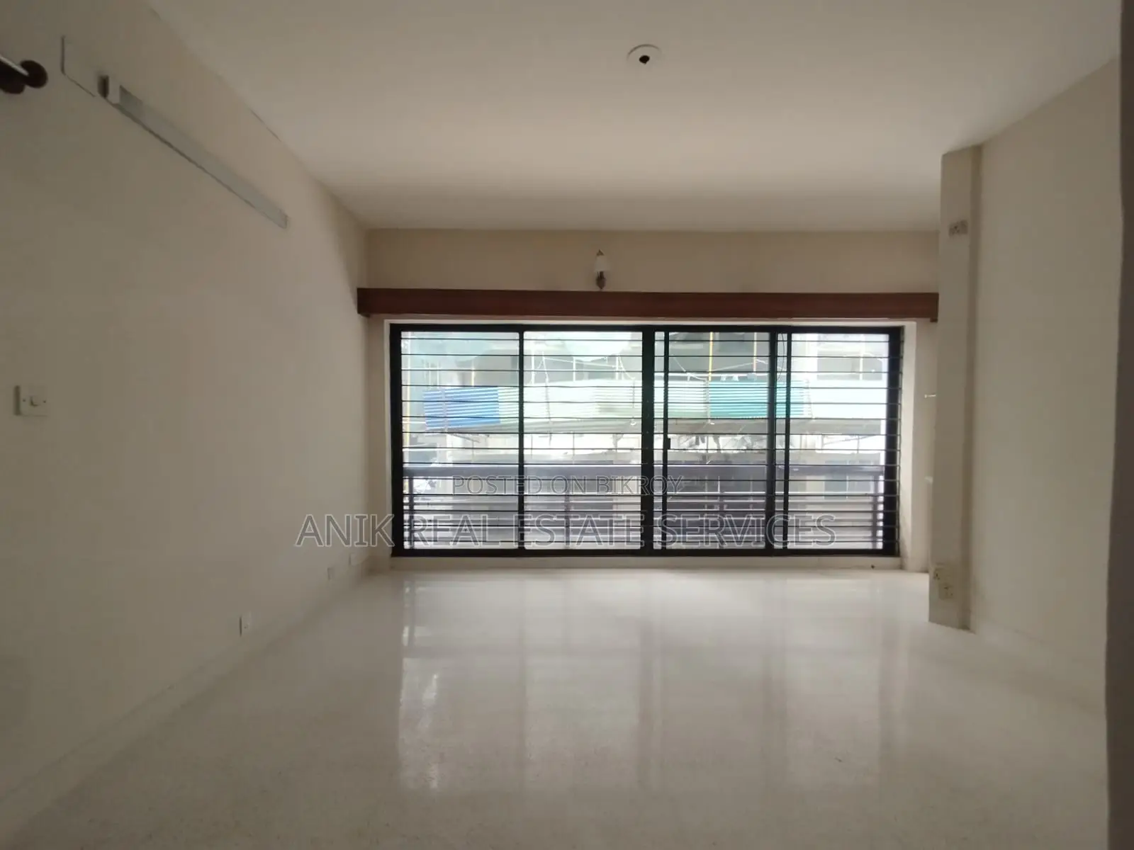 Good Quality 3 Bedroom Un Farnised Flat Rent At Gulshan 2