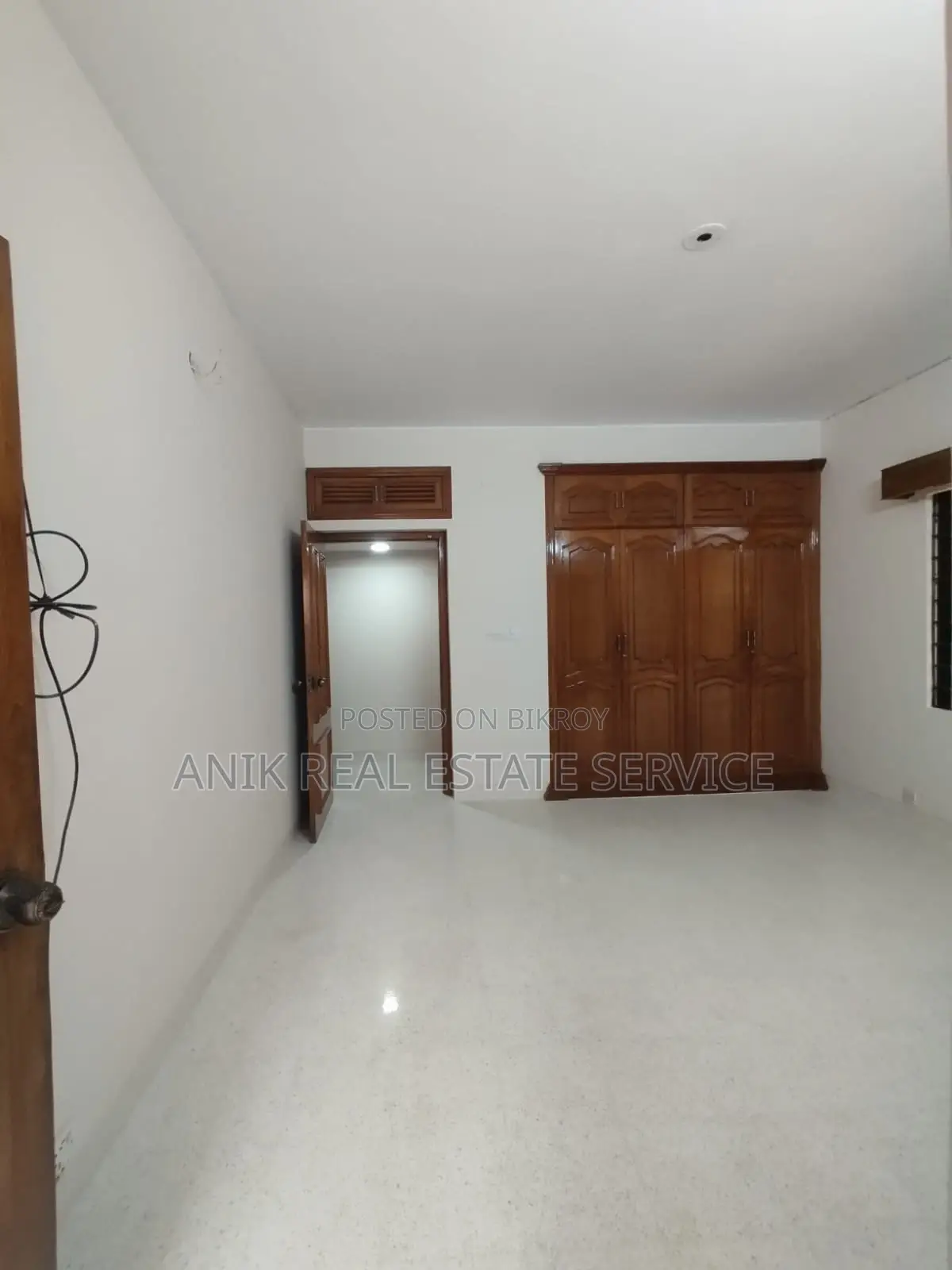 গুলশান ২-এ উন্নত মানের ৩ বেডরুমের আন-ফার্নিশড ফ্ল্যাট ভাড়া
