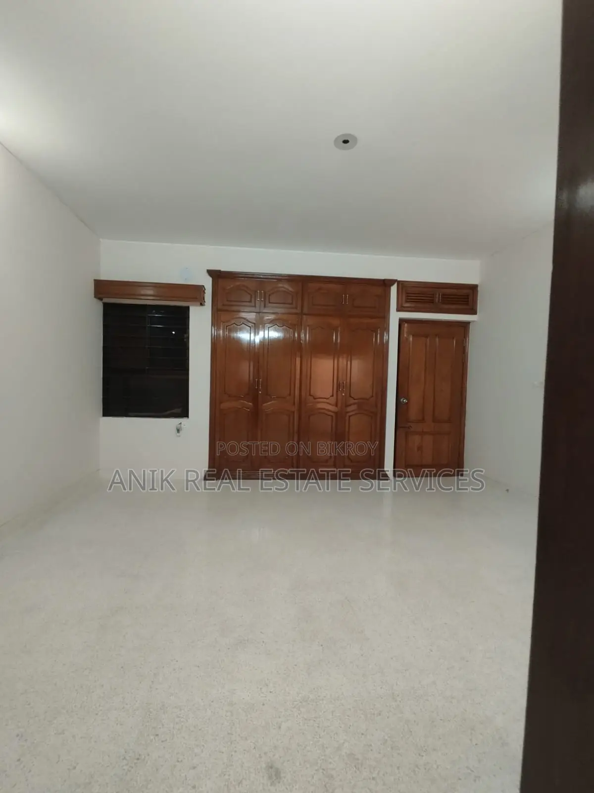 Good Quality 3 Bedroom Un Farnised Flat Rent At Gulshan 2